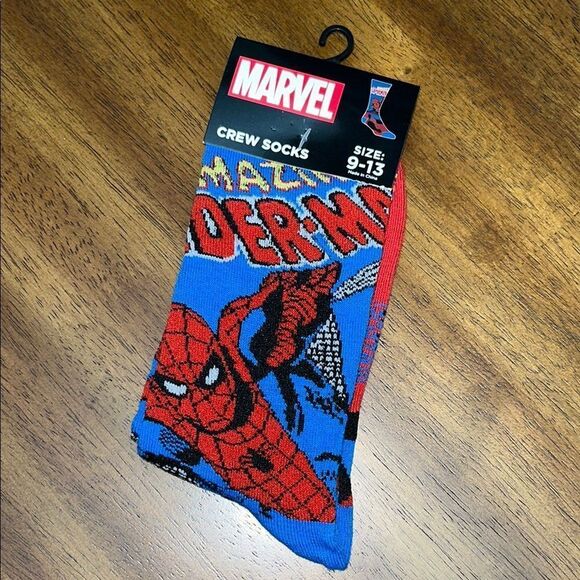 Marvel Spider-Man Crew Socks - Picture 1 of 3